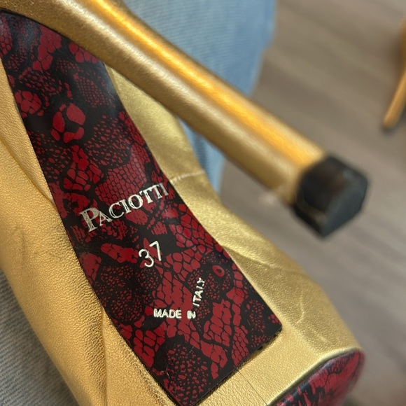 Cesare Paciotti Gold Platform Heels - Picture 4 of 6